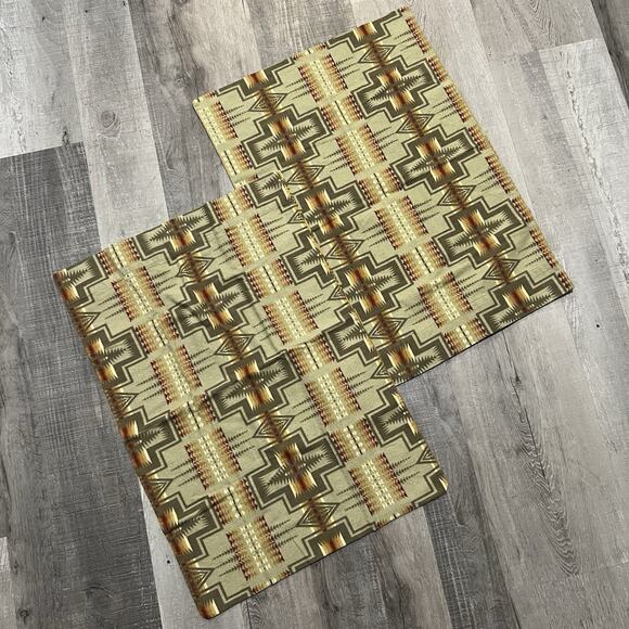 Pendleton Home Collection Chief Joseph Aztec Print 100% Cotton Pillow Cases x2 - Picture 1 of 5